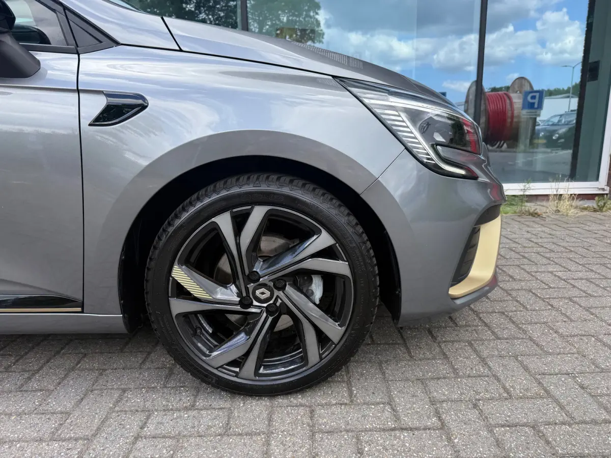 1.6 E-Tech Hybrid 145 Engineered - Automaat - Navi - Climate - Org.NL