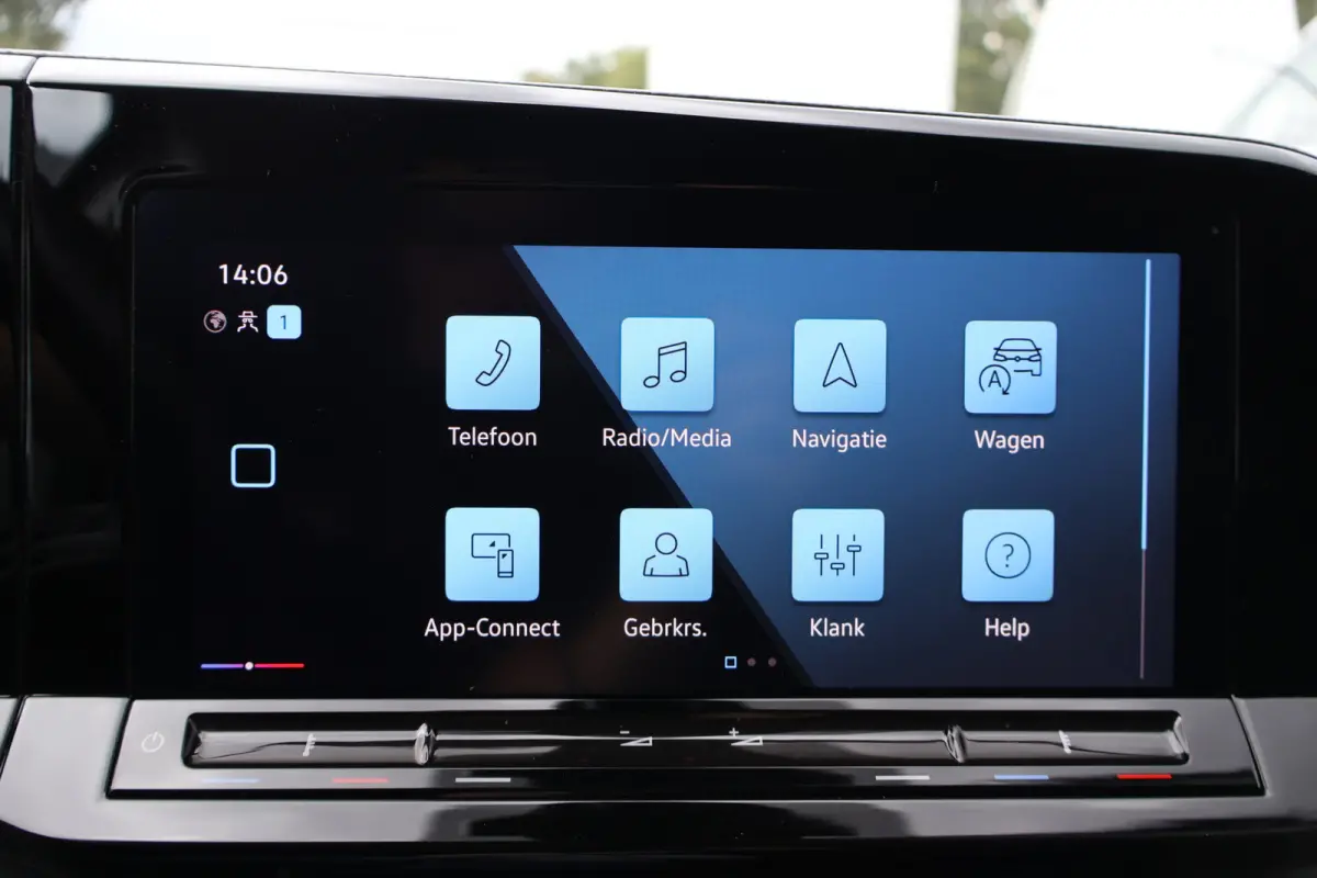2.0 TDI Automaat 75th Edition Leer Led Navigatie Camera