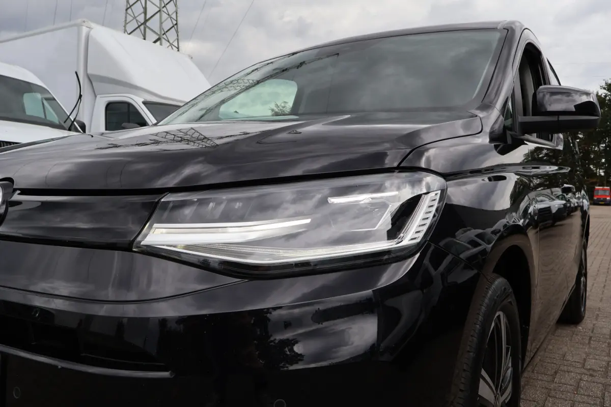 2.0 TDI Automaat 75th Edition Leer Led Navigatie Camera