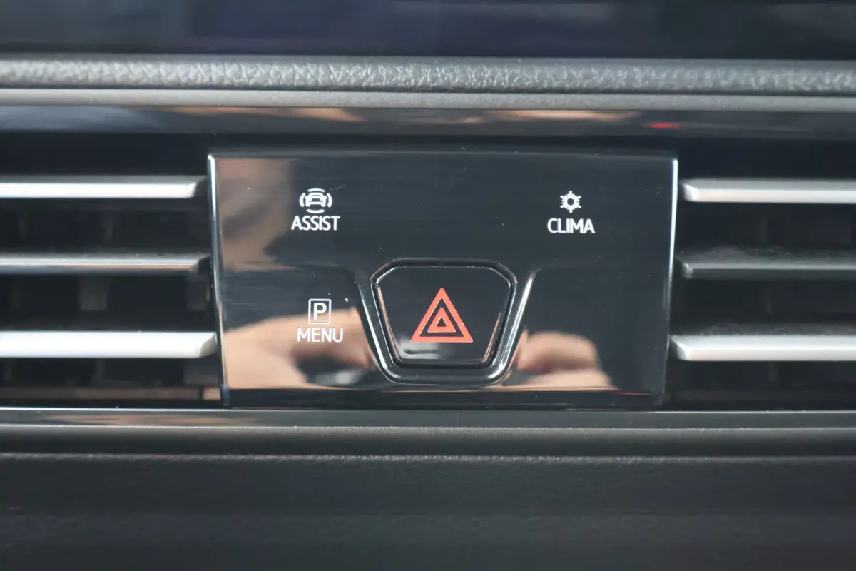 2.0 TDI Automaat 75th Edition Leer Led Navigatie Camera