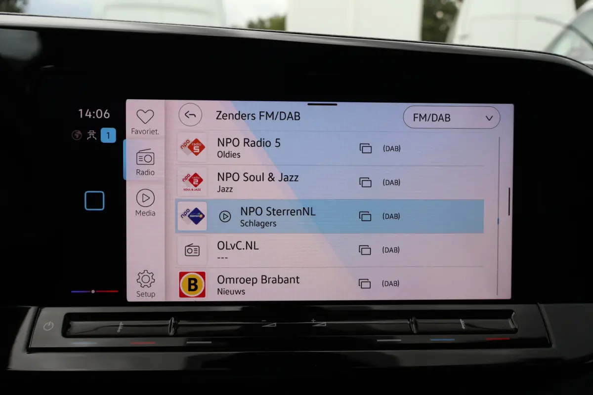 2.0 TDI Automaat 75th Edition Leer Led Navigatie Camera