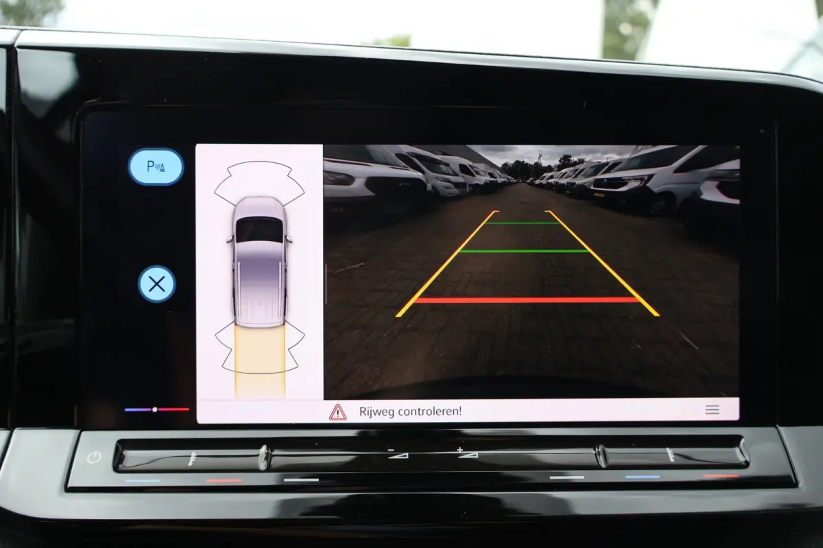 2.0 TDI Automaat 75th Edition Leer Led Navigatie Camera