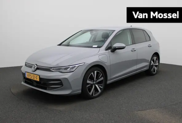 1.5 eHybrid 50 Edition Navigatie | Camera | Parkeersensoren | Cruise control | 18 Inch Velgen | Airco |