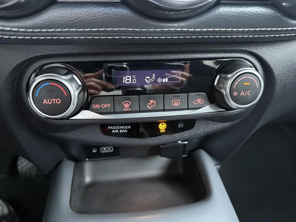 1.0 DIG-T N-Connecta | Apple Carplay/Android Auto | Parkeercamera |