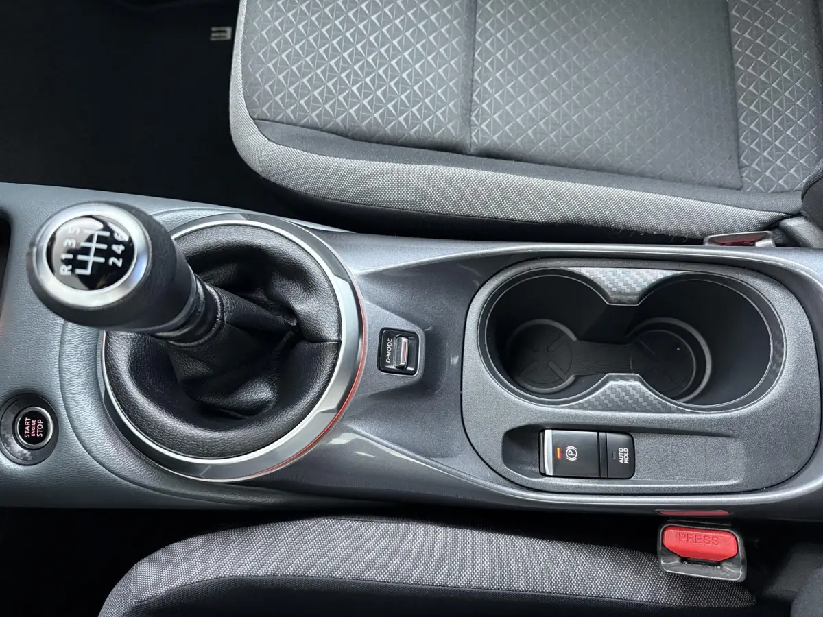 1.0 DIG-T N-Connecta | Apple Carplay/Android Auto | Parkeercamera |