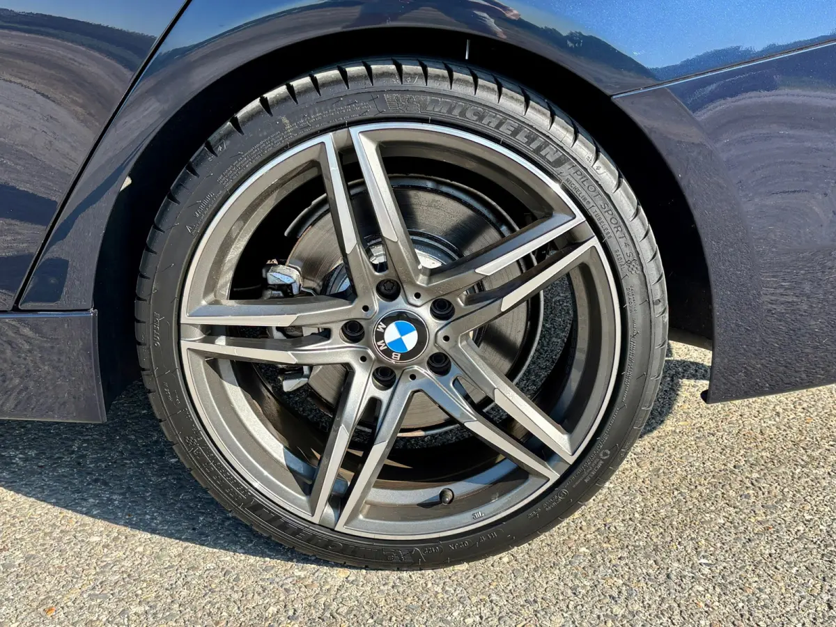 335i High Executive Aut/Leder/Navi Head up/