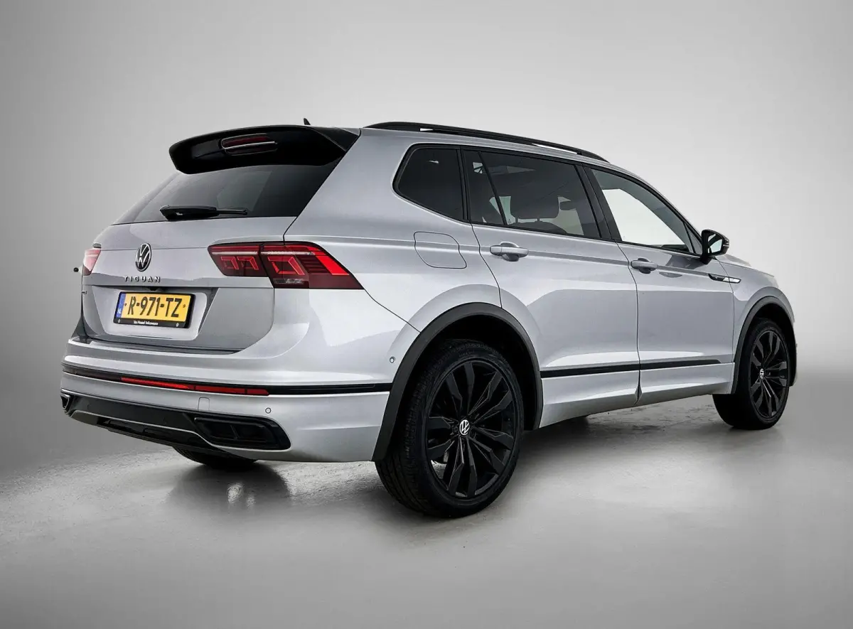 1.5 TSI R-Line Business+ 7p. | 150 PK | Automaat | Black Style | 7-Zitter | Panorama Schuif/Kantel Dak | Harman/Kardon Geluidsysteem | Head-Up Display | Digital Cockpit PRO | Digital Cockpit