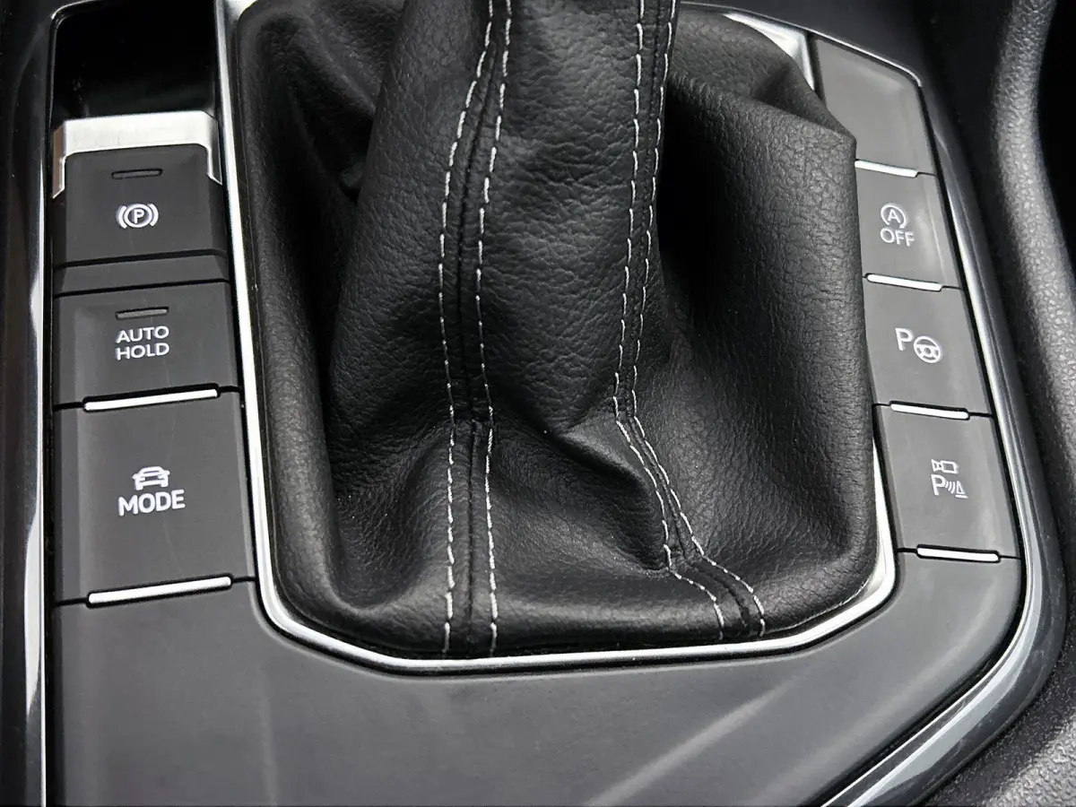 1.5 TSI R-Line Business+ 7p. | 150 PK | Automaat | Black Style | 7-Zitter | Panorama Schuif/Kantel Dak | Harman/Kardon Geluidsysteem | Head-Up Display | Digital Cockpit PRO | Digital Cockpit
