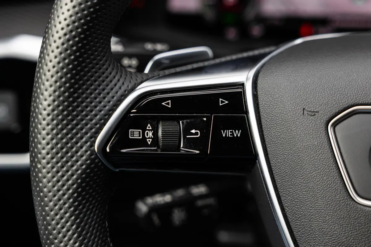 55 TFSIe 367pk PHEV Quattro Pro Line S Competition | Panoramadak | Exclusive Kleur | Stuurverwarming | Trekhaak | Adaptief Onderstel | Keyless