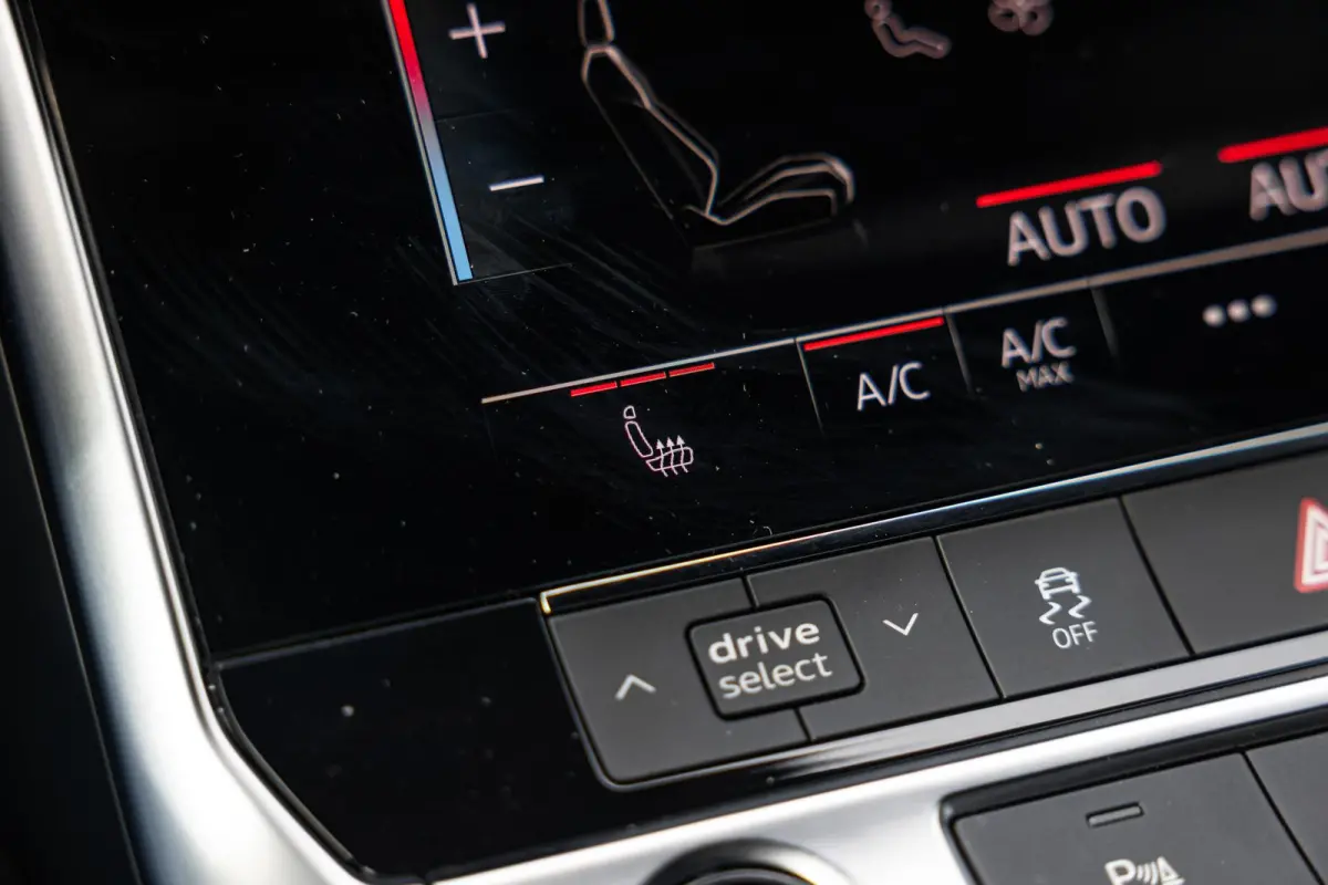 55 TFSIe 367pk PHEV Quattro Pro Line S Competition | Panoramadak | Exclusive Kleur | Stuurverwarming | Trekhaak | Adaptief Onderstel | Keyless