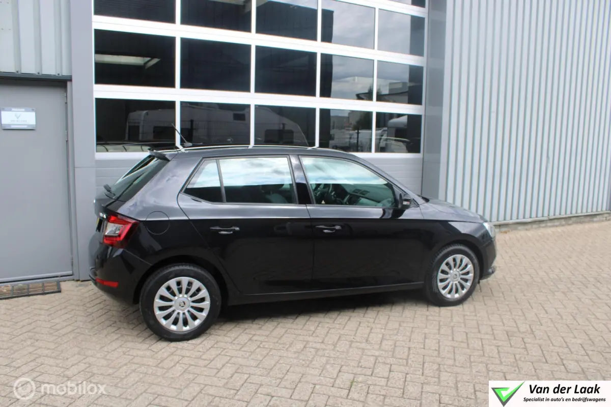 1.0 TSI Ambition | 1e Eigenaar | NL Auto | Airco | Cruise control |Apple Carplay/Android Auto | Navigatie.