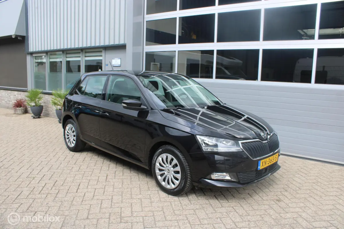 1.0 TSI Ambition | 1e Eigenaar | NL Auto | Airco | Cruise control |Apple Carplay/Android Auto | Navigatie.