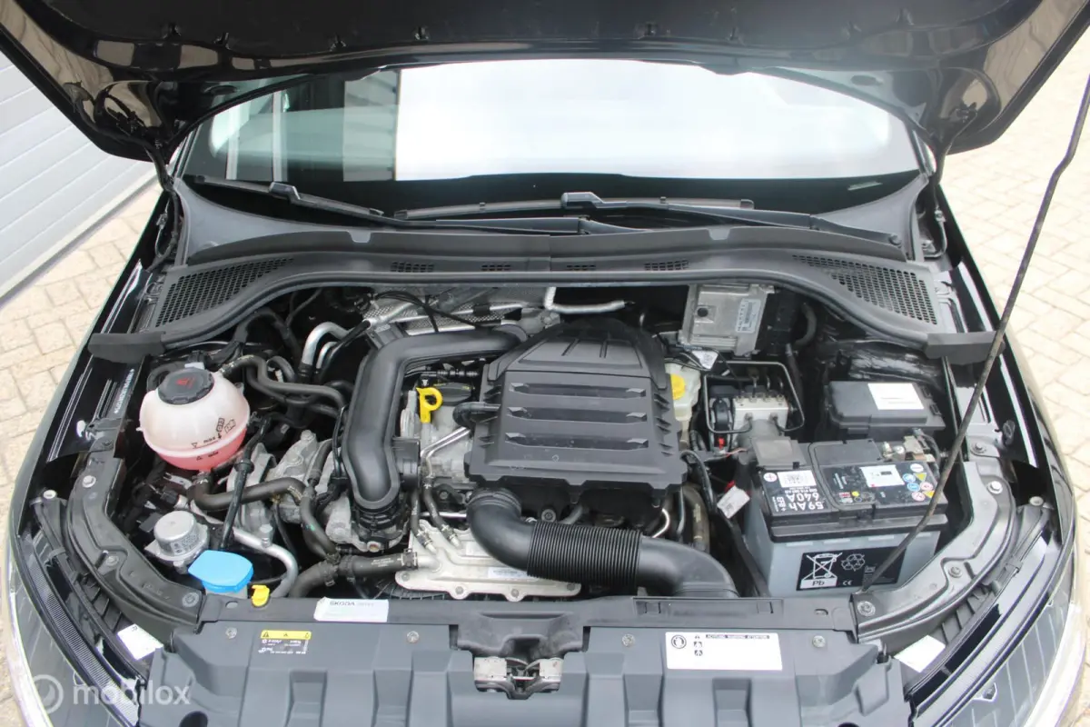 1.0 TSI Ambition | 1e Eigenaar | NL Auto | Airco | Cruise control |Apple Carplay/Android Auto | Navigatie.