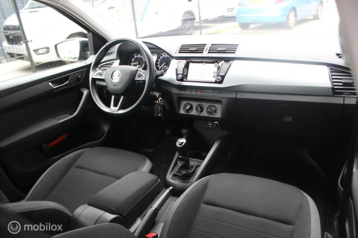 1.0 TSI Ambition | 1e Eigenaar | NL Auto | Airco | Cruise control |Apple Carplay/Android Auto | Navigatie.