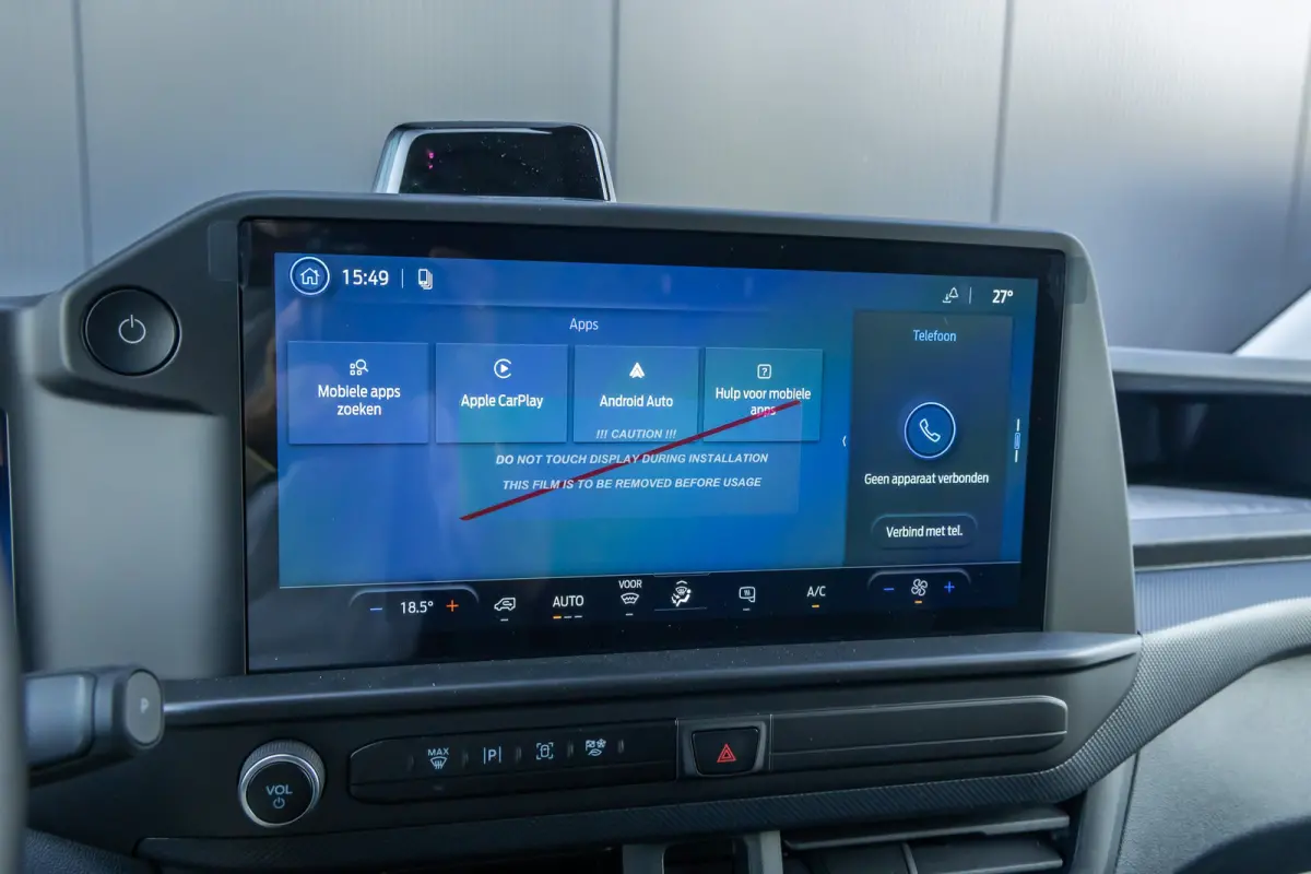 320 L1H1 Trend 71kWh 71kWH | Grotere Accu | Carplay | 2300kg trekgewicht |