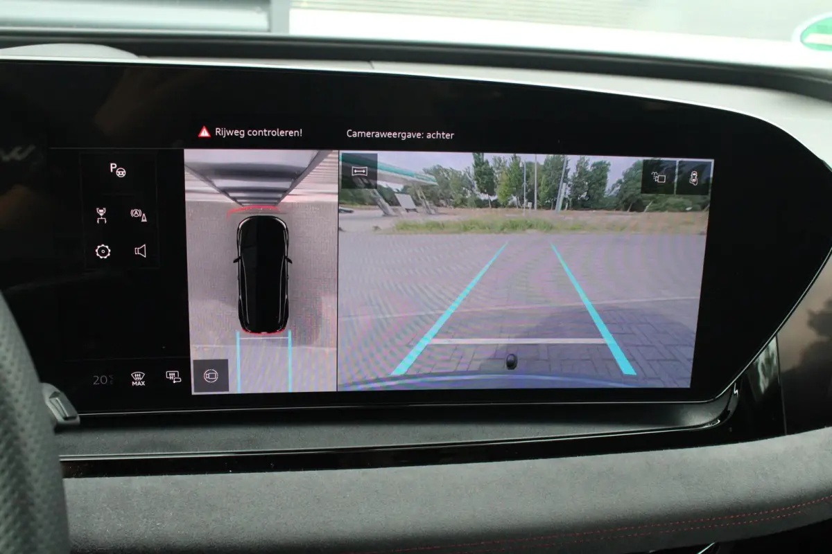 388pk quattro S edition 100kWh | Trekhaak | Luchtvering | Panoramadak  | Bang & Olufsen Premium 3D | Stoelverwarming Voor & Achter | Bijrijdersscherm