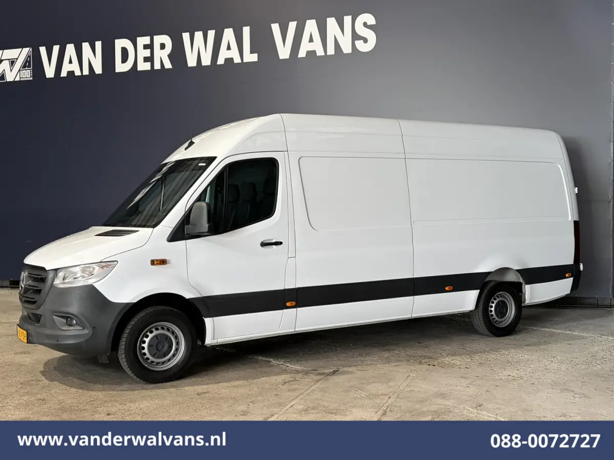 317 CDI 170pk L3H2 Euro6 Airco | 360 Graden Camera | Navigatie | Apple Carplay | Chauffeursstoel Cruisecontrol, Android Auto, Stoelverwarming, 270 Graden Achterdeuren, Parkeersensoren, Bijri