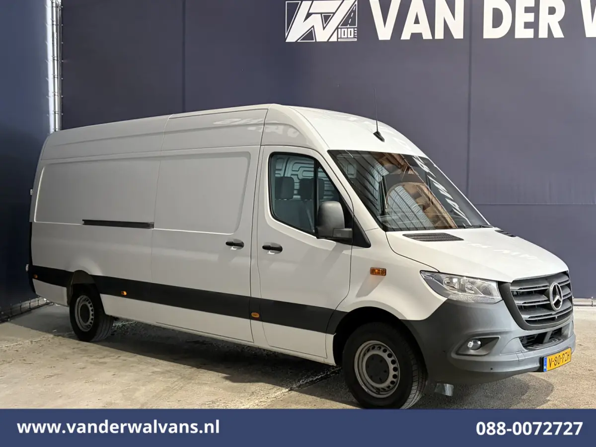 317 CDI 170pk L3H2 Euro6 Airco | 360 Graden Camera | Navigatie | Apple Carplay | Chauffeursstoel Cruisecontrol, Android Auto, Stoelverwarming, 270 Graden Achterdeuren, Parkeersensoren, Bijri