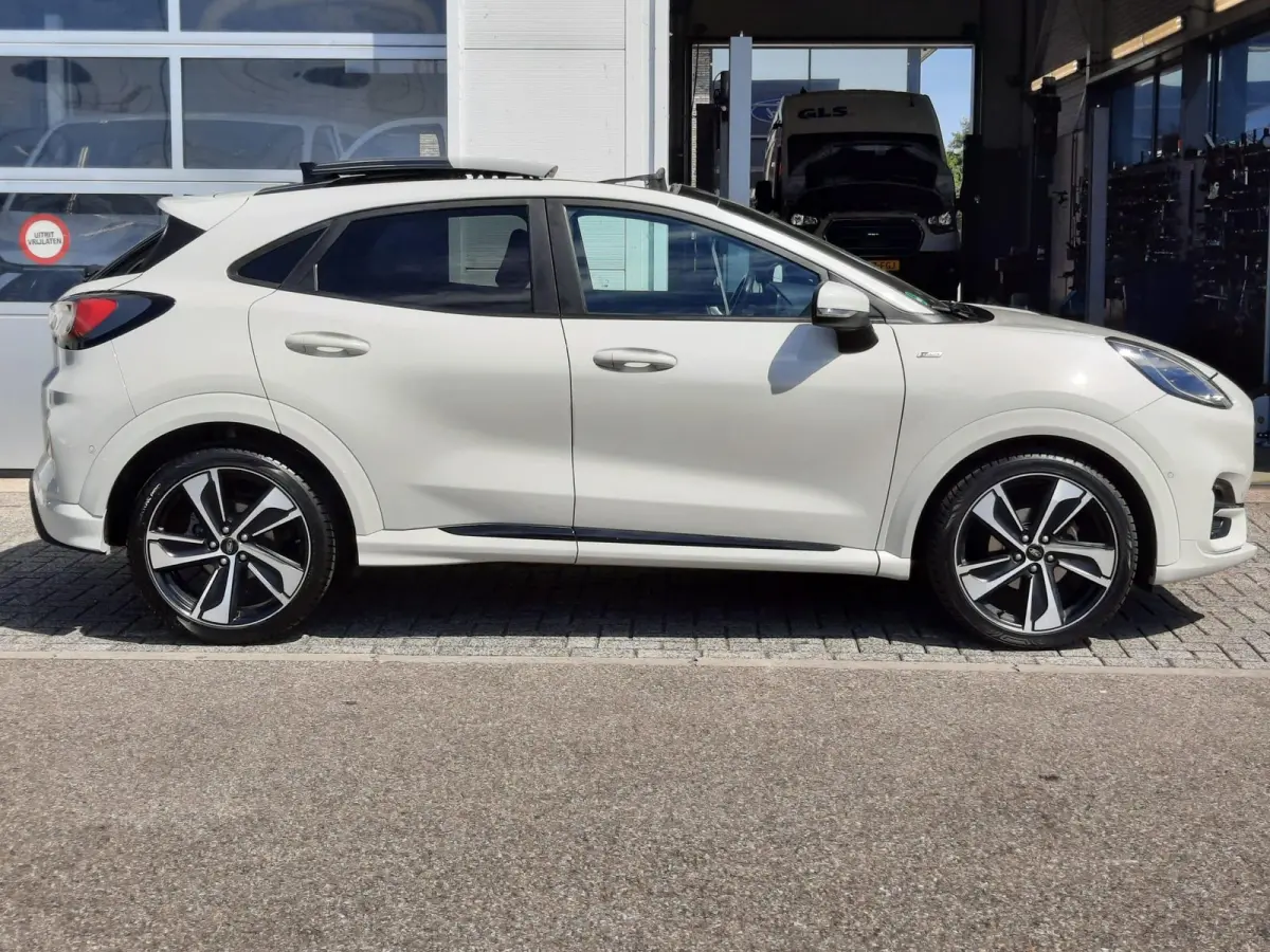 1.0 EcoBoost ST-Line X AUTOMAAT
