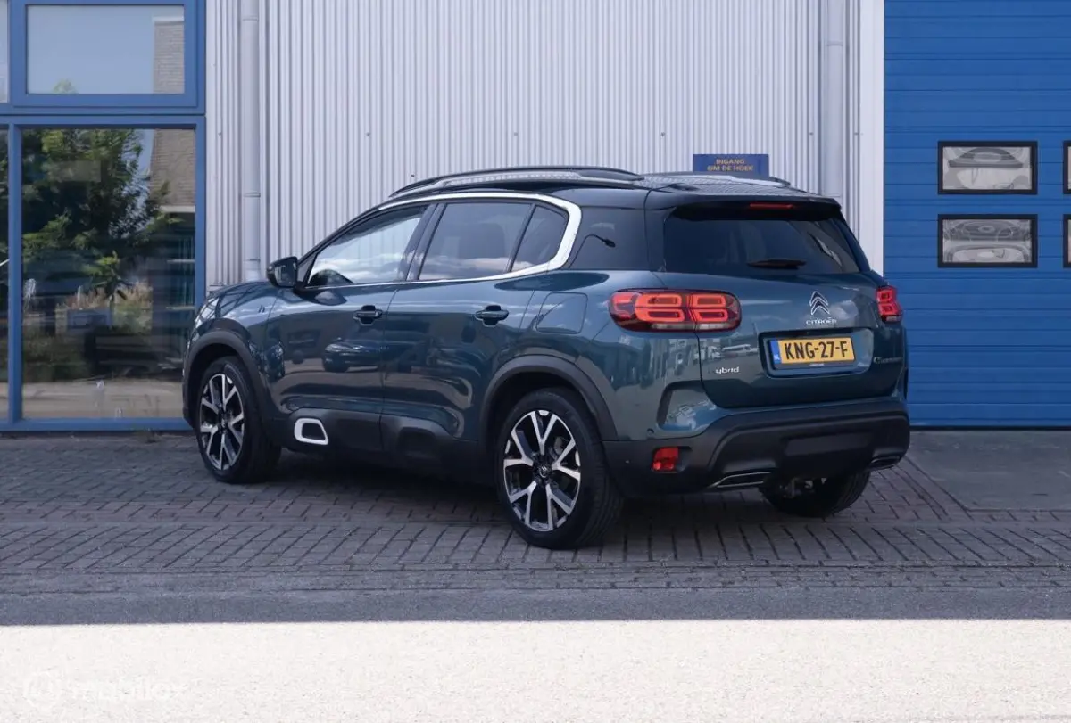 1.6 Plug-in Hybrid 225 Shine