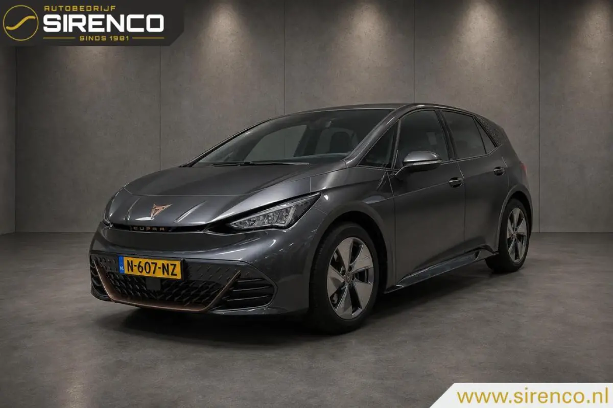 Business One 62 kWh | navigatie | stoelverwarming | sfeerverlichting | Android auto & Apple carplay | led | camera | soh 88% |