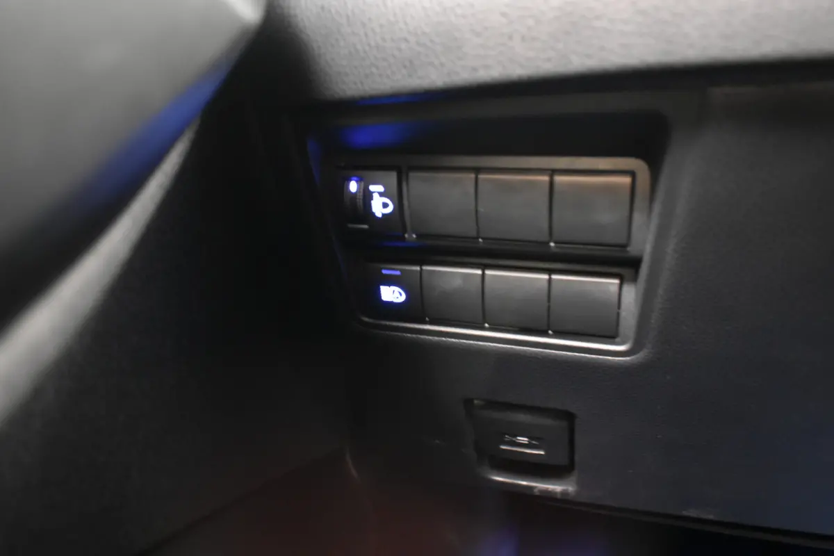 1.5 Hybrid 115 First Edition Camera Cruise contr Stoel Verwarming