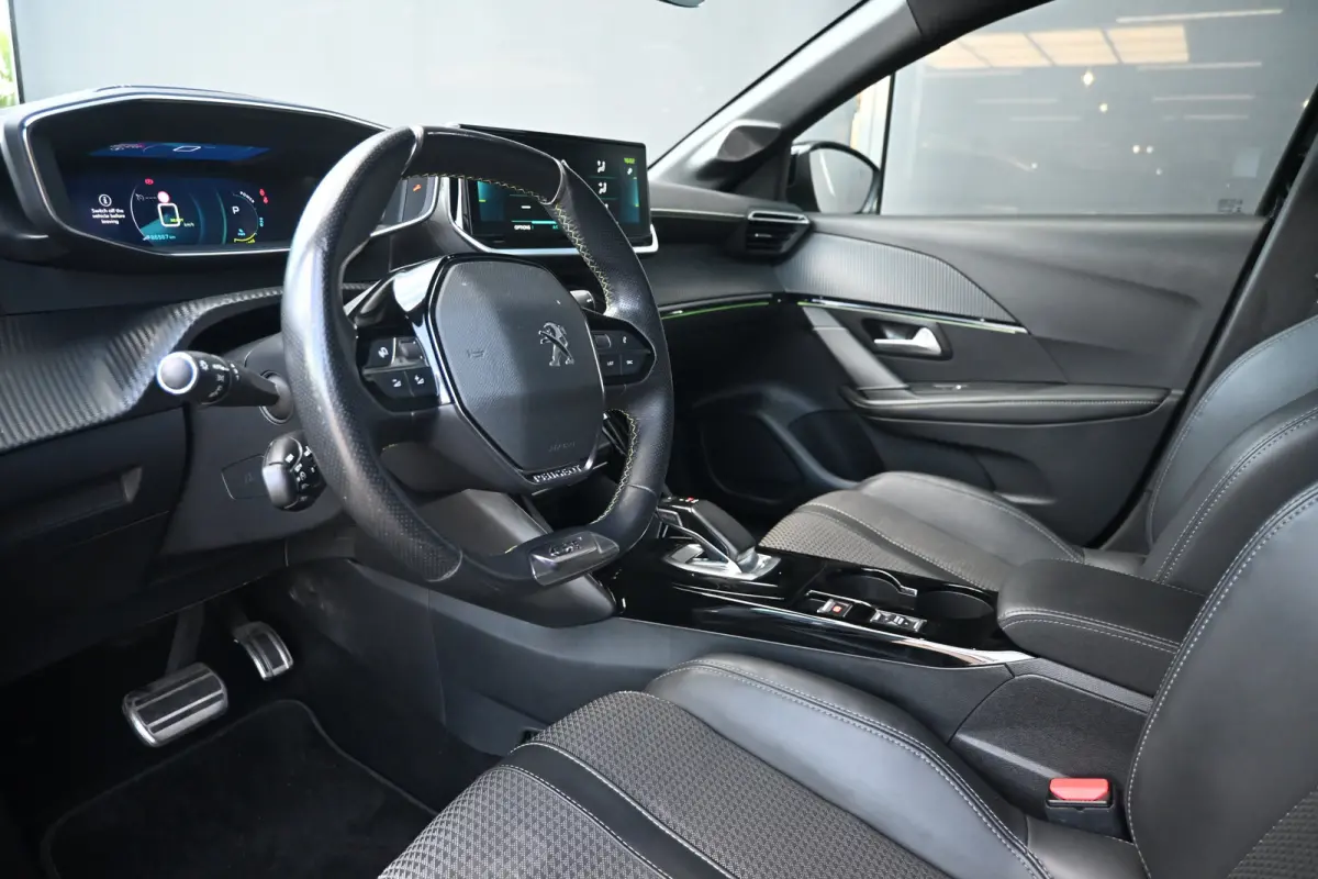 EV GT 350 50 kWh 90%SOH! 3 Fase | Navigatie | Climate Control | Sfeerverlichting | Full-LED | Achteruitrijcamera | !!