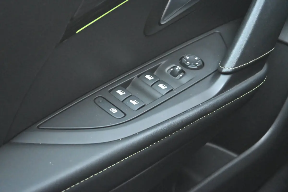 EV GT Pack 50 kWh 3 Fase 90,5%SOH! | Panoramadak | Stoelverwarming | Adaptive Cruise | Alcantara | Achteruitrijcamera | Navigatie | Climate Control | !!