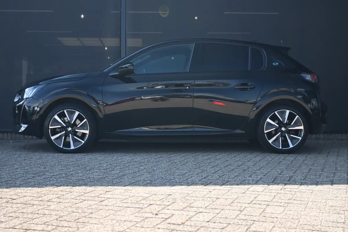 EV GT Pack 50 kWh 3 Fase 90,5%SOH! | Panoramadak | Stoelverwarming | Adaptive Cruise | Alcantara | Achteruitrijcamera | Navigatie | Climate Control | !!