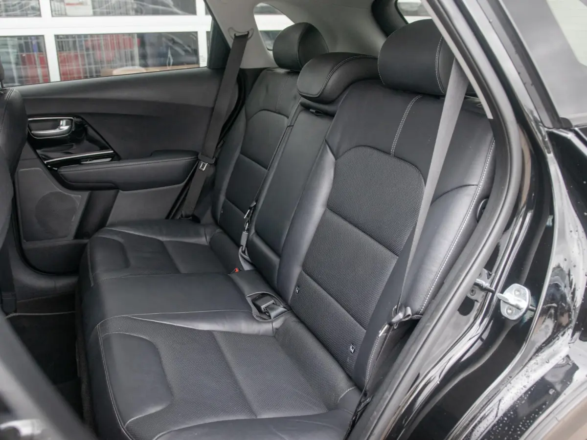 1.6 GDi Hybrid ExecutiveLine | Leder | Clima | Adapt. Cruise | BSM | Stoel&Stuur Verw. | Xenon