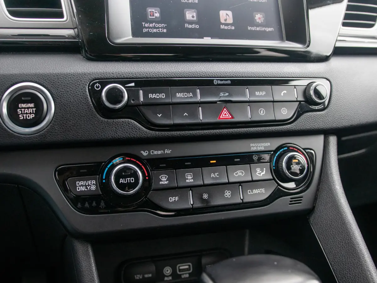 1.6 GDi Hybrid ExecutiveLine | Leder | Clima | Adapt. Cruise | BSM | Stoel&Stuur Verw. | Xenon