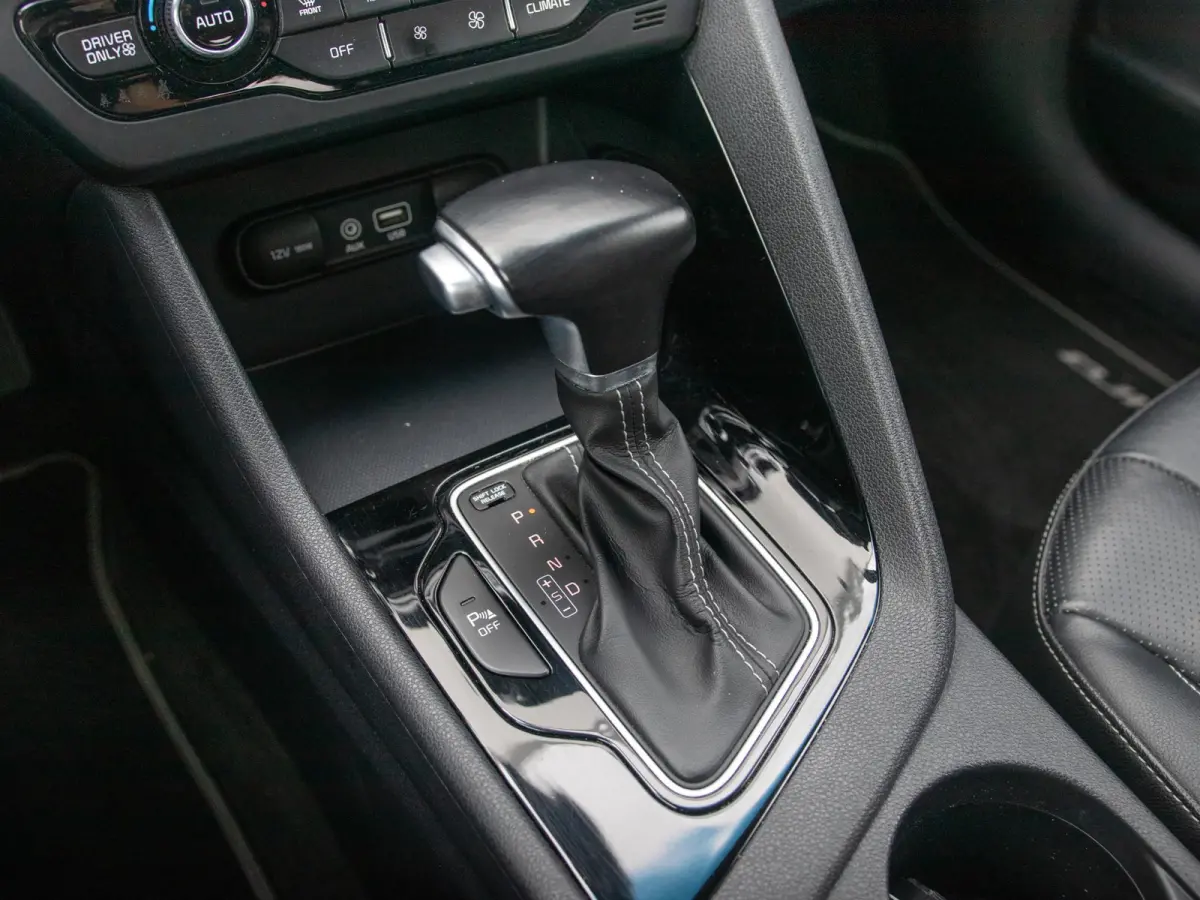 1.6 GDi Hybrid ExecutiveLine | Leder | Clima | Adapt. Cruise | BSM | Stoel&Stuur Verw. | Xenon