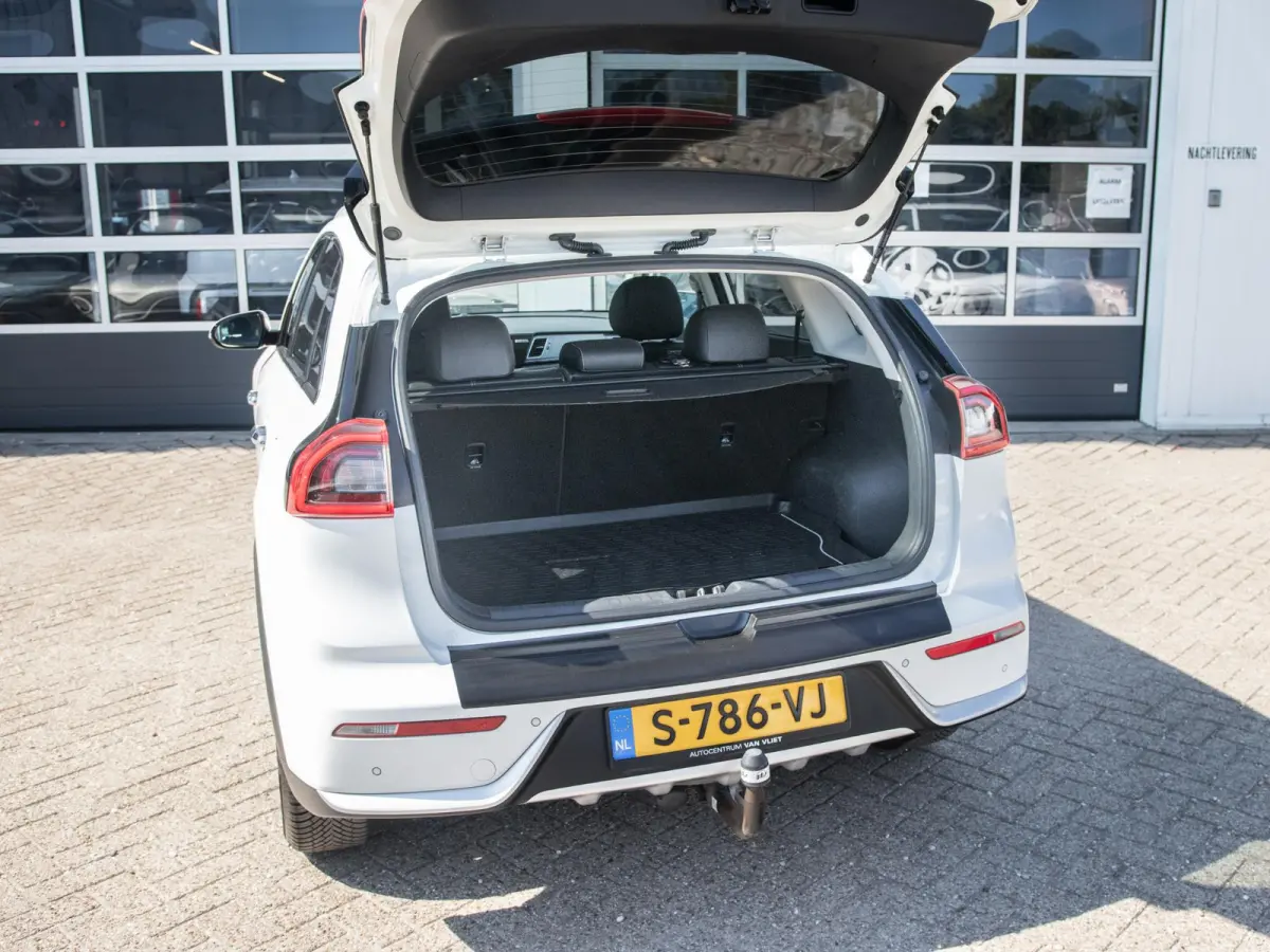1.6 GDi Hybrid BusinessLine l Camera l Stoel Stuurverwarming l Carplay