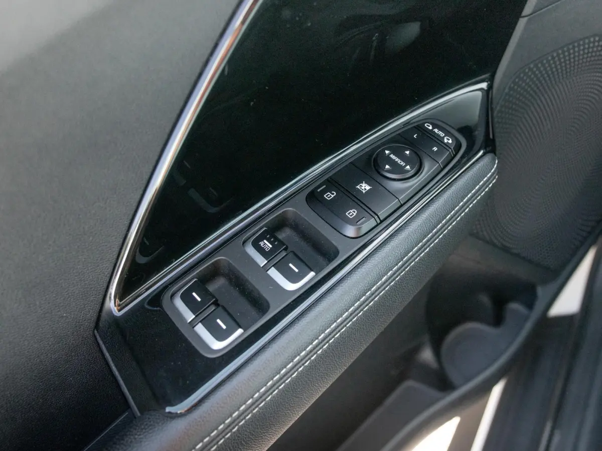 1.6 GDi Hybrid BusinessLine l Camera l Stoel Stuurverwarming l Carplay
