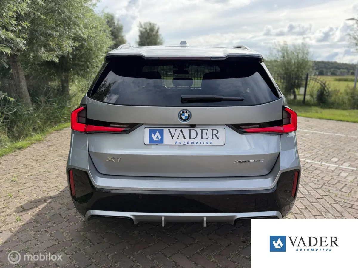 xDrive25e M Sport Pano Trekhaak Memory HUD H&K 360