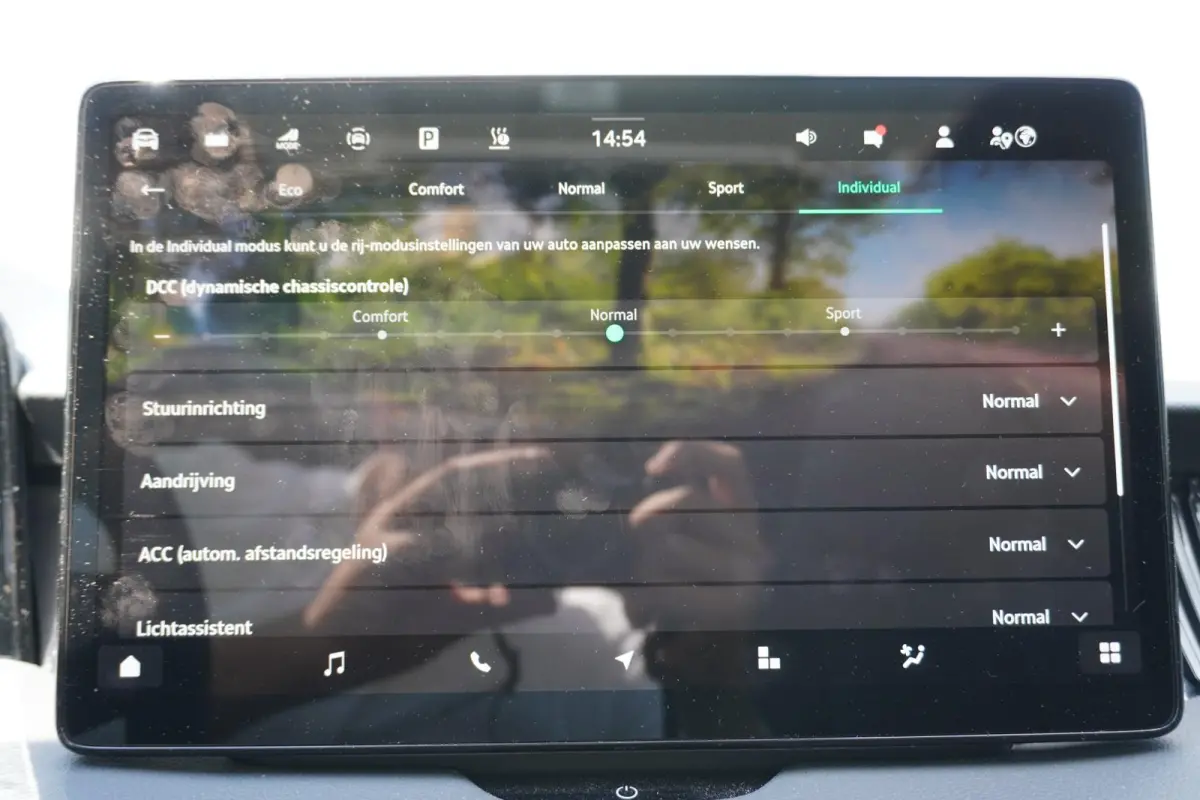 1.5 TSI 204pk PHEV Sportline Business | Panoramadak | Trekhaak | Head-up | Canton Audio