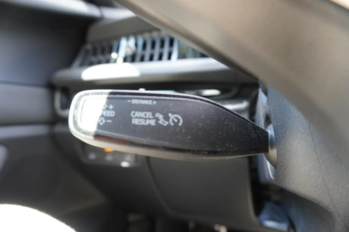1.5 TSI 204pk PHEV Sportline Business | Panoramadak | Trekhaak | Head-up | Canton Audio