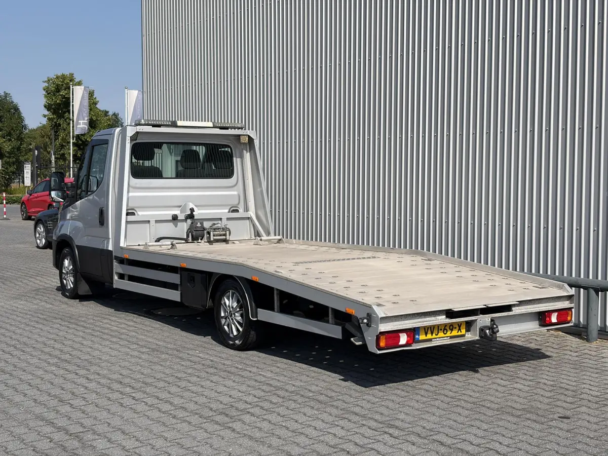 35S21H 3.0 410*OPRIJWAGEN*AUTOM*LIER*NAVI*ECC*HAAK
