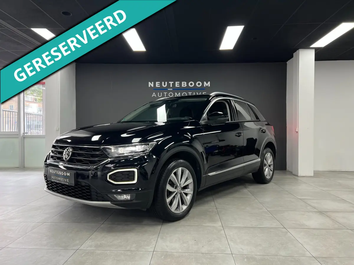 1.0 TSI | ACC | PDC | Camera | Elektr.koffer