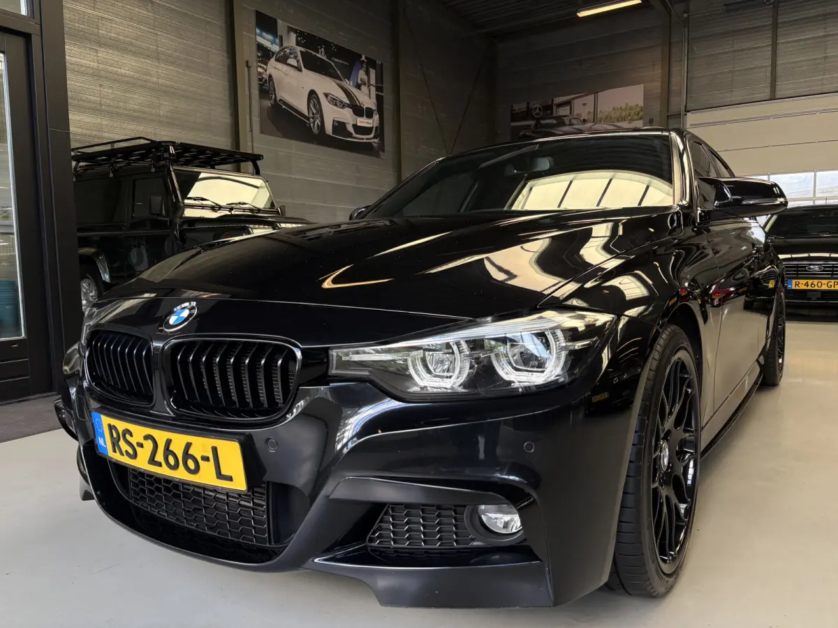 318i Edition M Sport Shadow Executive Cruise, Navi, Schuifdak