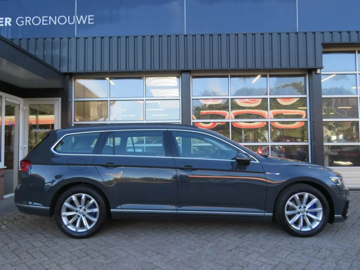 1.4 TSI PHEV GTE BNS / Trekhaak wegklap. / Camera / BOVAG garantie