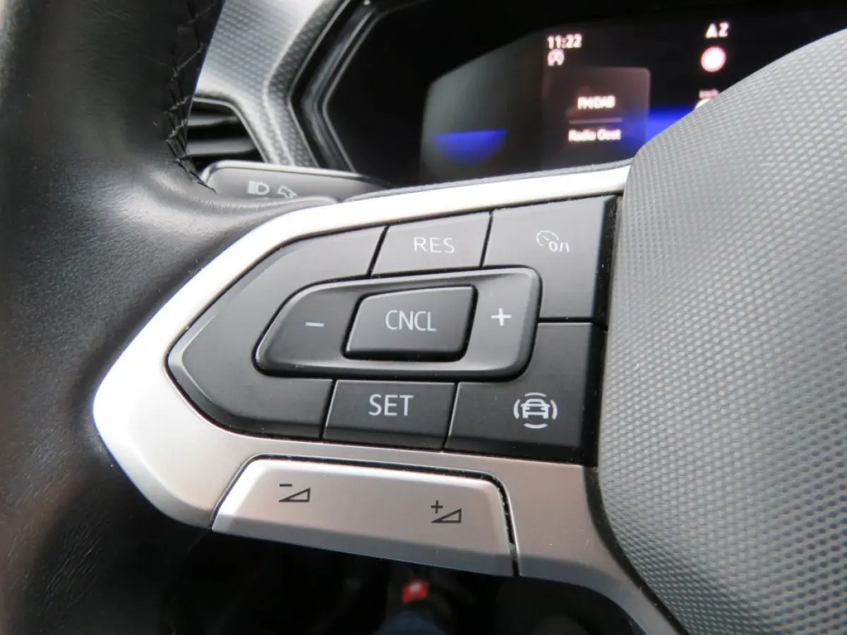 1.0 TSI DSG-aut. / Trekhaak / Camera / Navi / Stoelverw. / BOVAG garantie