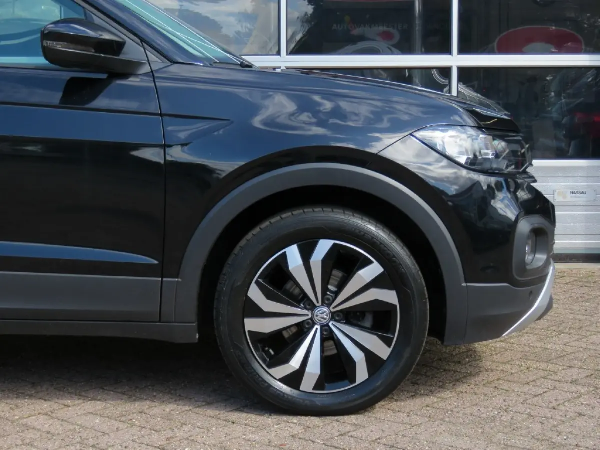 1.0 TSI DSG-aut. / Trekhaak / Camera / Navi / Stoelverw. / BOVAG garantie