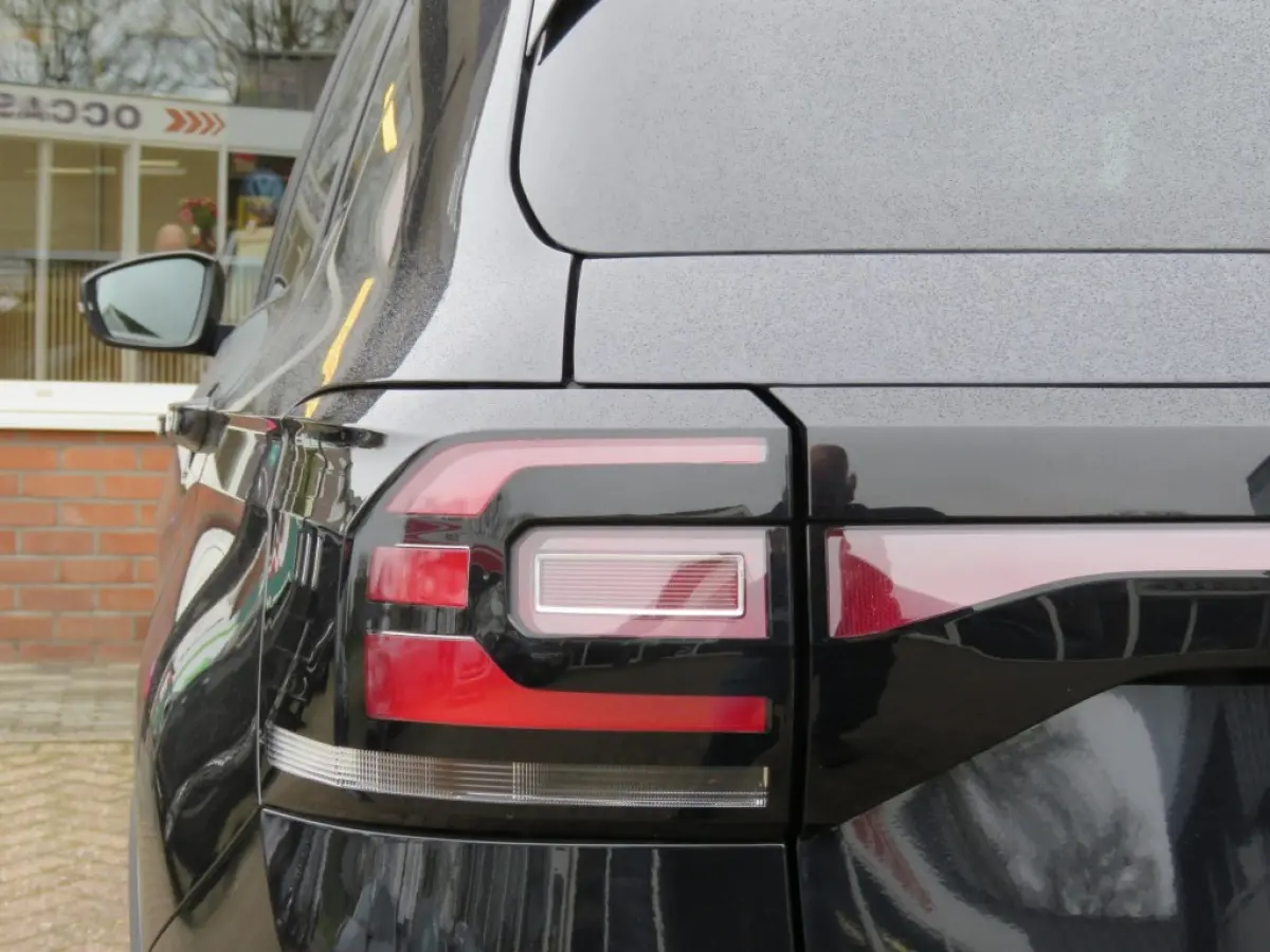 1.0 TSI DSG-aut. / Trekhaak / Camera / Navi / Stoelverw. / BOVAG garantie