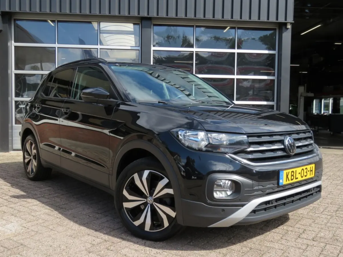 1.0 TSI DSG-aut. / Trekhaak / Camera / Navi / Stoelverw. / BOVAG garantie