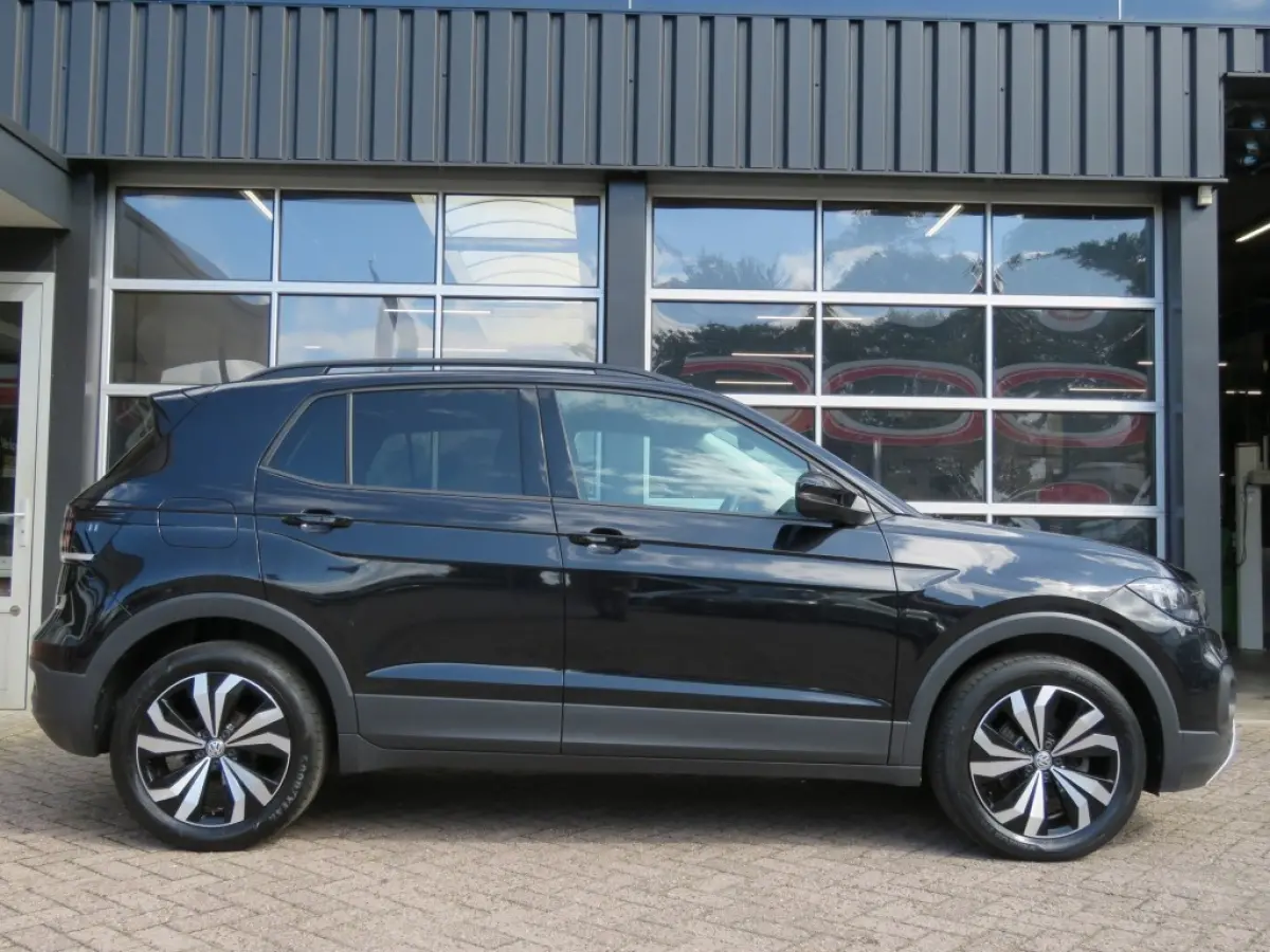 1.0 TSI DSG-aut. / Trekhaak / Camera / Navi / Stoelverw. / BOVAG garantie