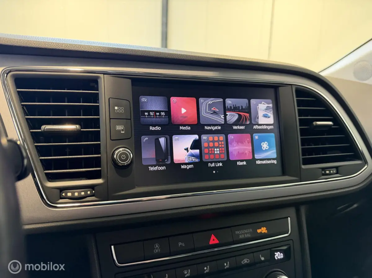1.0 EcoTSI Style Business Intense, Navigatie|Carplay|Cruise |Pdc|Lm|1e Eig.