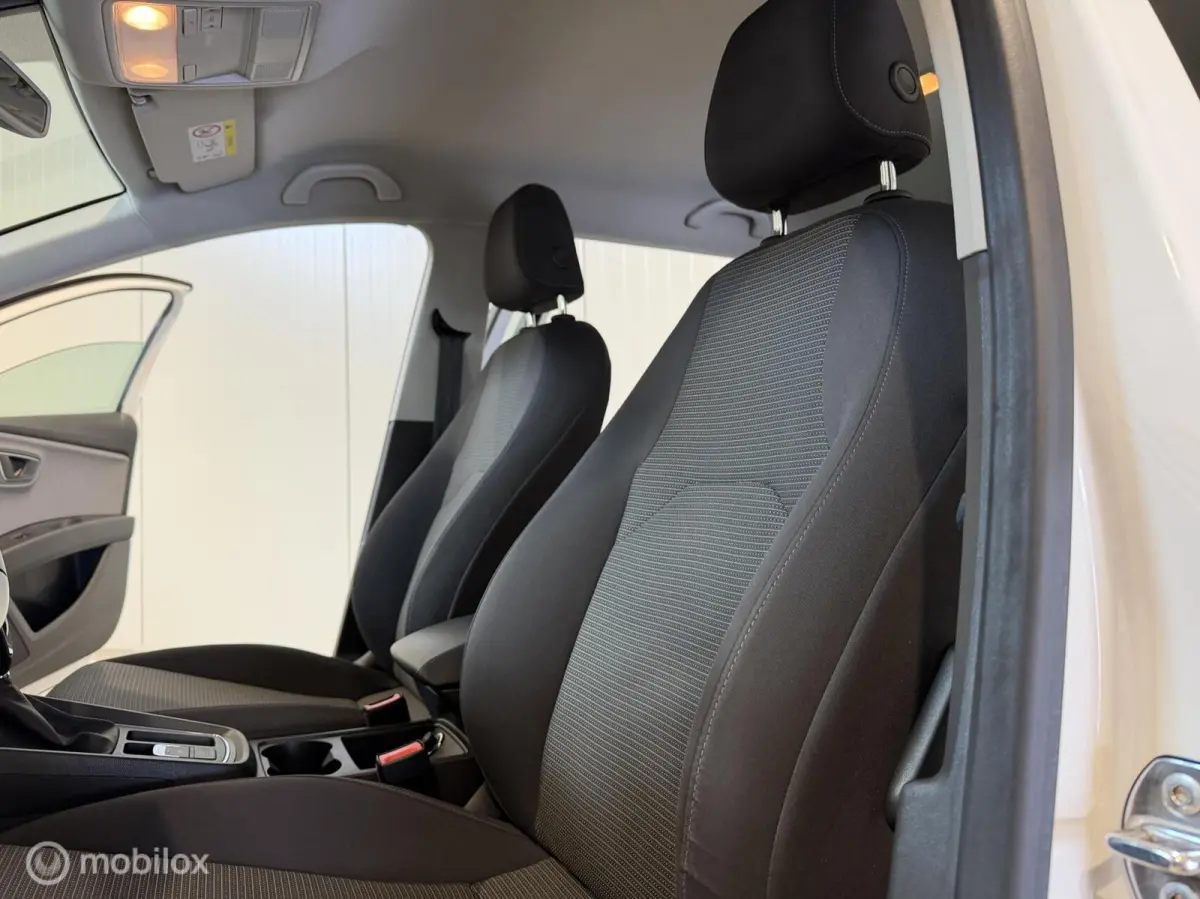 1.0 EcoTSI Style Business Intense, Navigatie|Carplay|Cruise |Pdc|Lm|1e Eig.