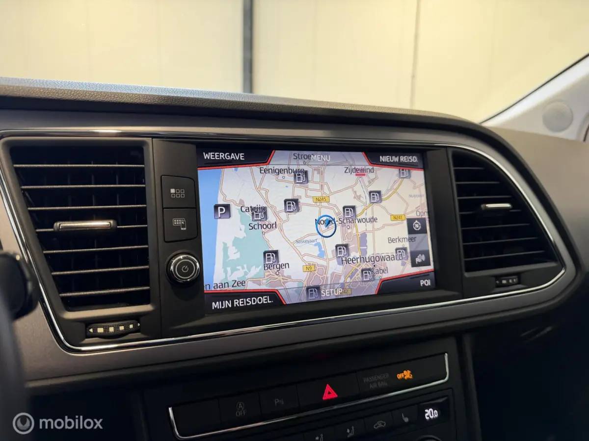 1.0 EcoTSI Style Business Intense, Navigatie|Carplay|Cruise |Pdc|Lm|1e Eig.
