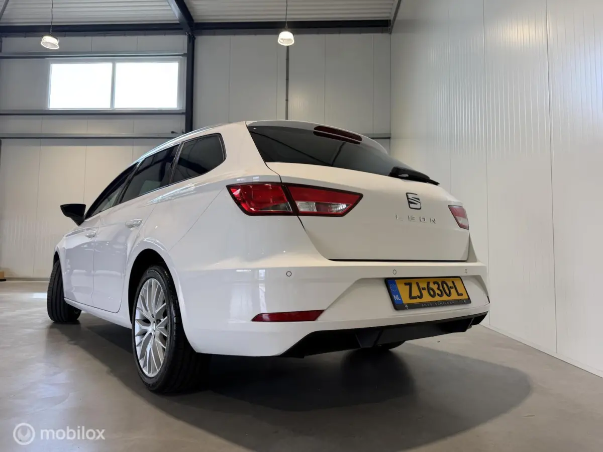 1.0 EcoTSI Style Business Intense, Navigatie|Carplay|Cruise |Pdc|Lm|1e Eig.